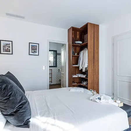 Beautiful 4 Bedrooms With Pool And Garden * Saint-Raphaël