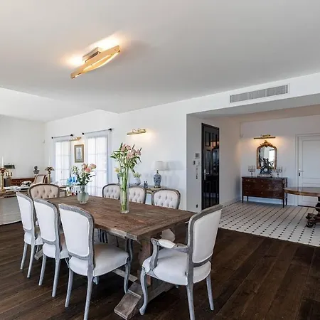 Beautiful 4 Bedrooms With Pool And Garden Saint-Raphaël