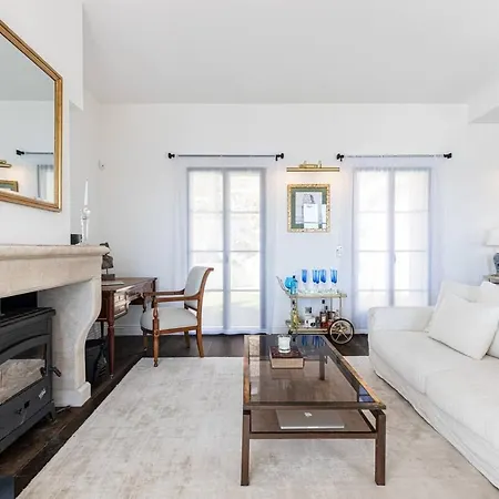 Villa Beautiful 4 Bedrooms With Pool And Garden Saint-Raphael (Var)